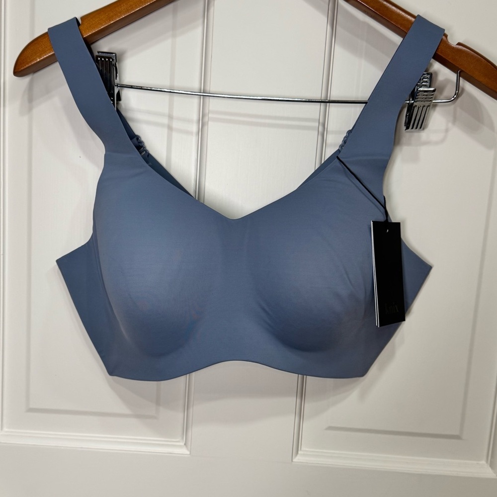 Knix Catalyst Sports Bra—Size 4 NWT